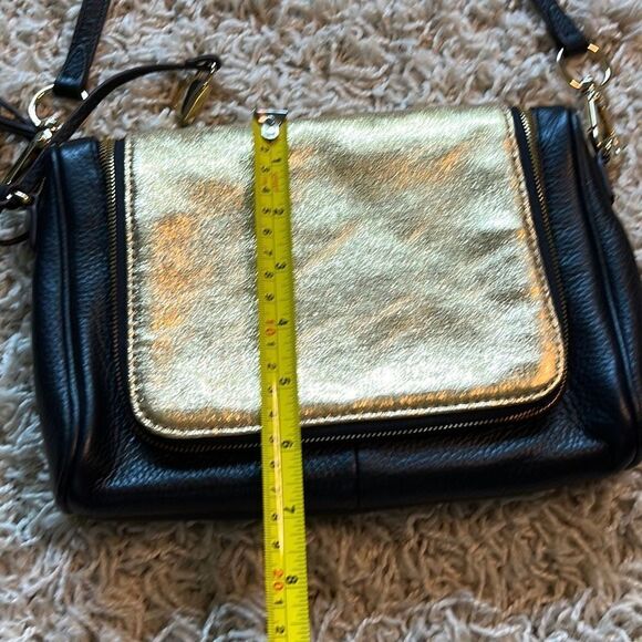 G.I.L.I Halo Metallic Crossbody Gold Black Leather NWOT - Picture 10 of 16